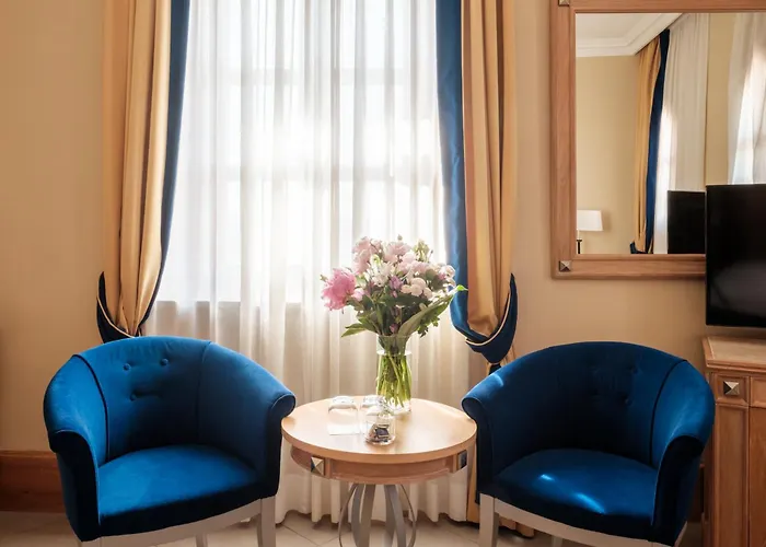 Отель Tolomei &