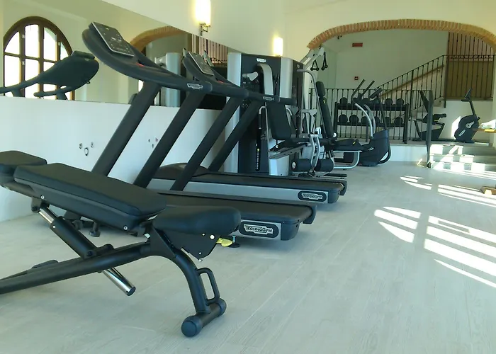 Tolomei & Отель